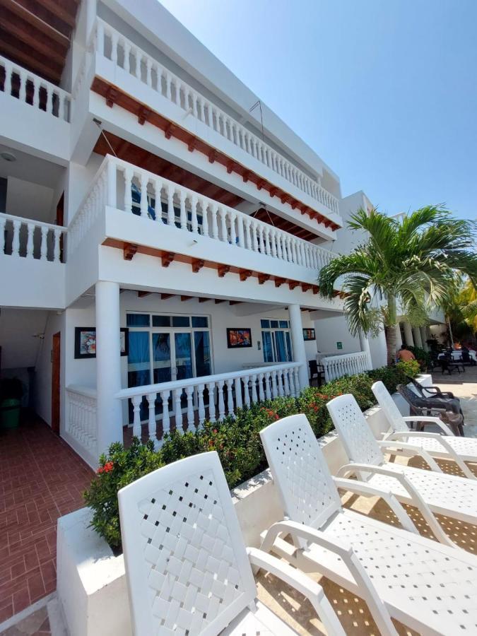 Hotel 3 Banderas Manzanillo Del Mar Cartagena エクステリア 写真